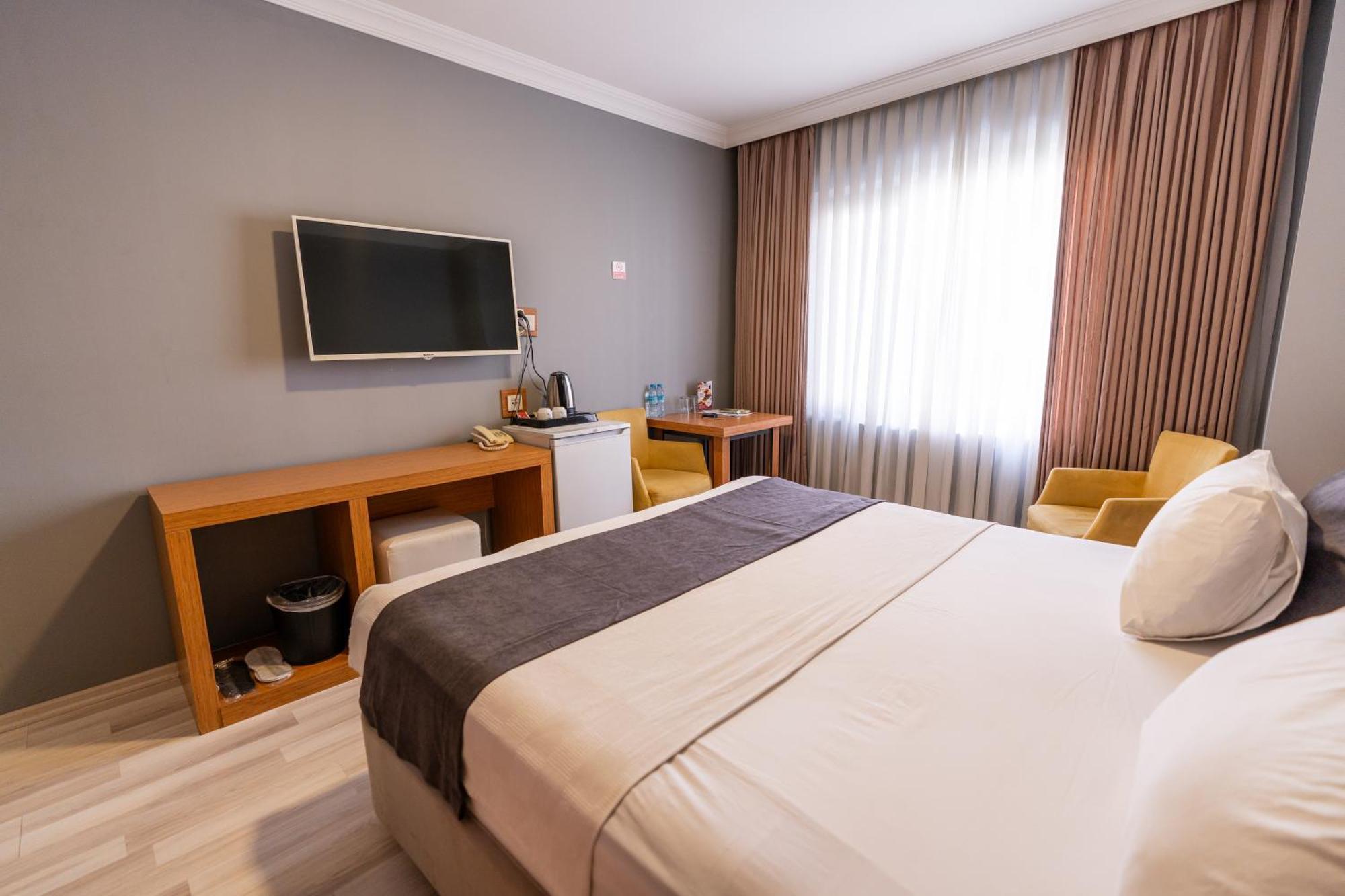 Emsa Palace Hotel Darica  Экстерьер фото